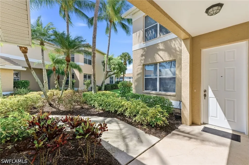 800 Carrick Bend Circle Naples FL 34110