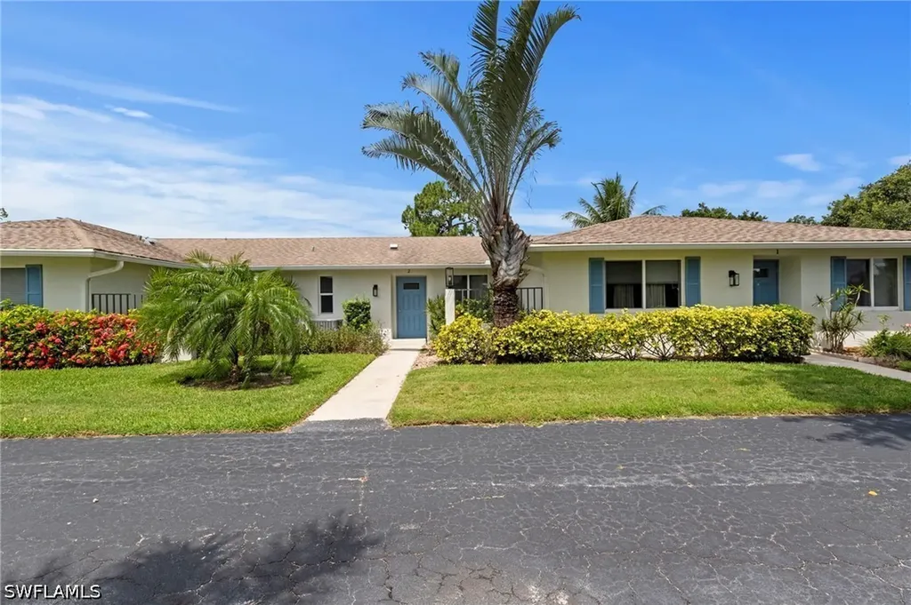50 Glades Boulevard Naples FL 34112
