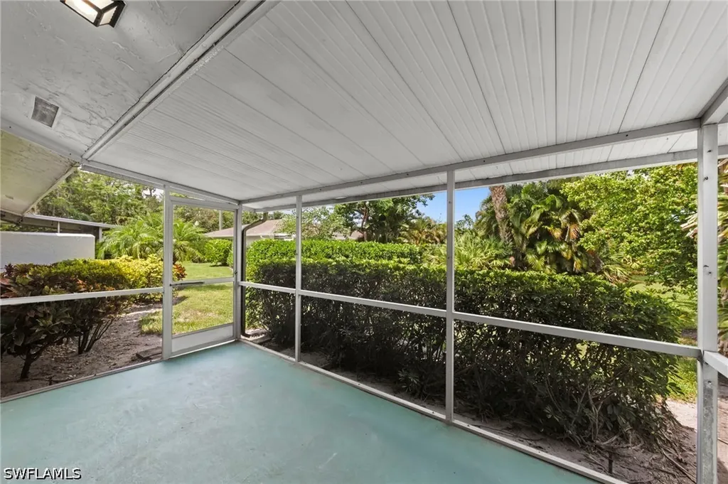 50 Glades Boulevard Naples FL 34112