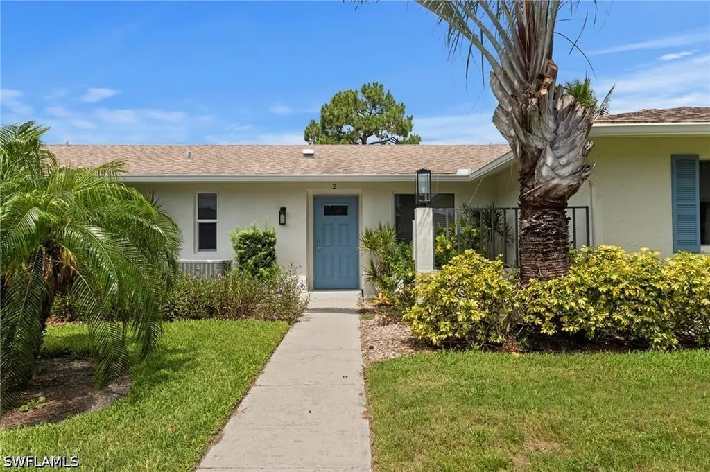50 Glades Boulevard Naples FL 34112