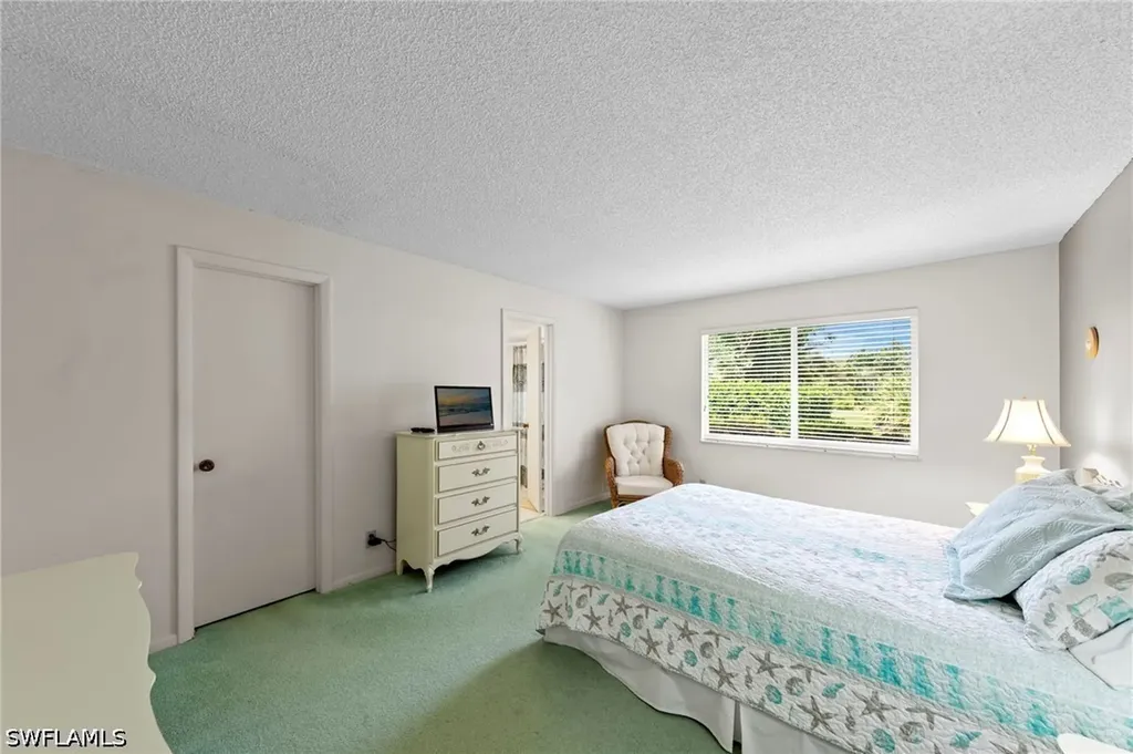50 Glades Boulevard Naples FL 34112