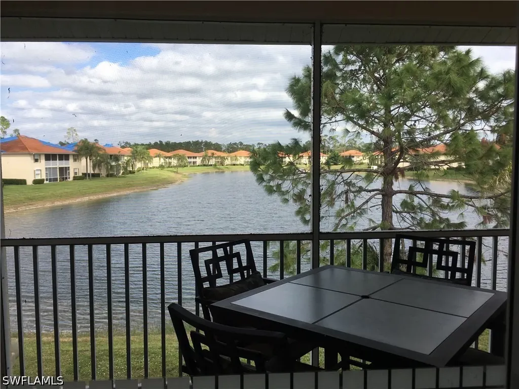 500 Robin Hood Circle Naples FL 34104