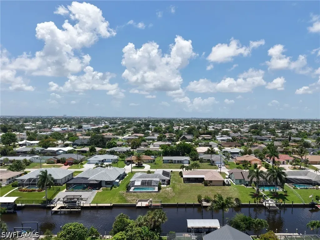 1433 SE 28th Terrace Cape Coral FL 33904