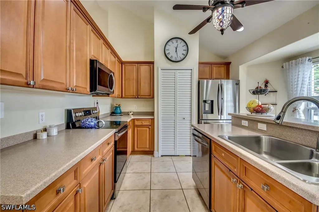 2012 NE 33rd Lane Cape Coral FL 33909