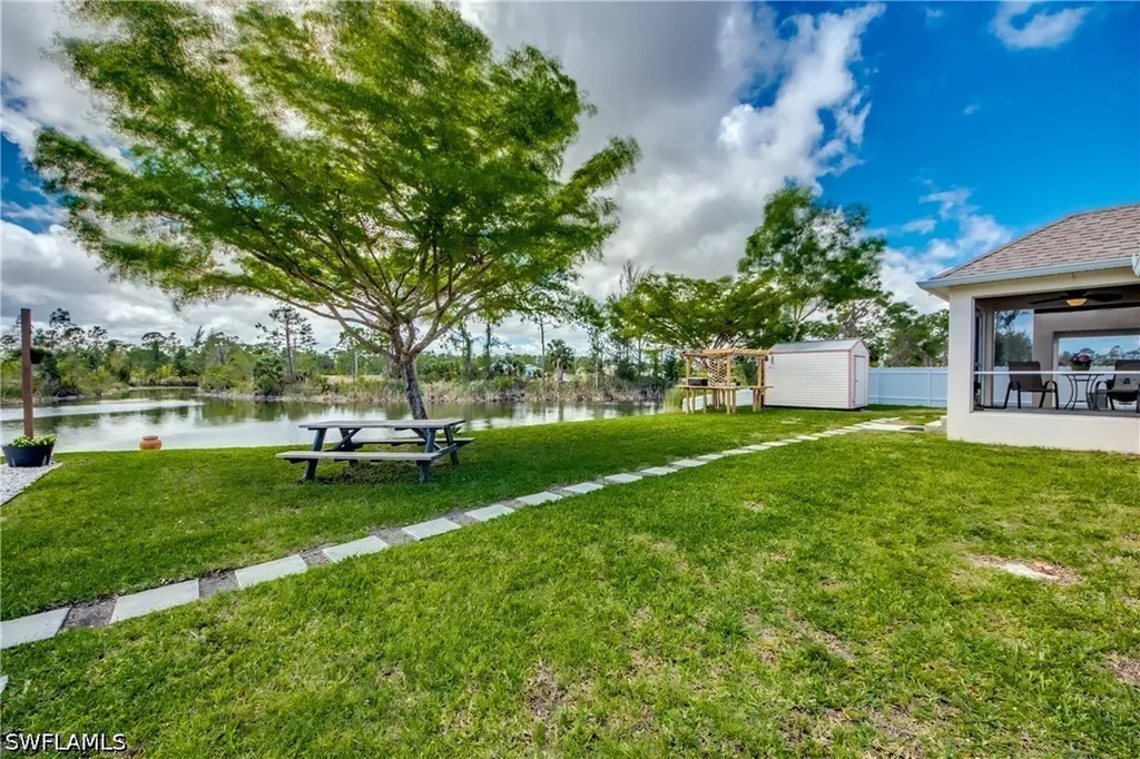 2012 NE 33rd Lane Cape Coral FL 33909