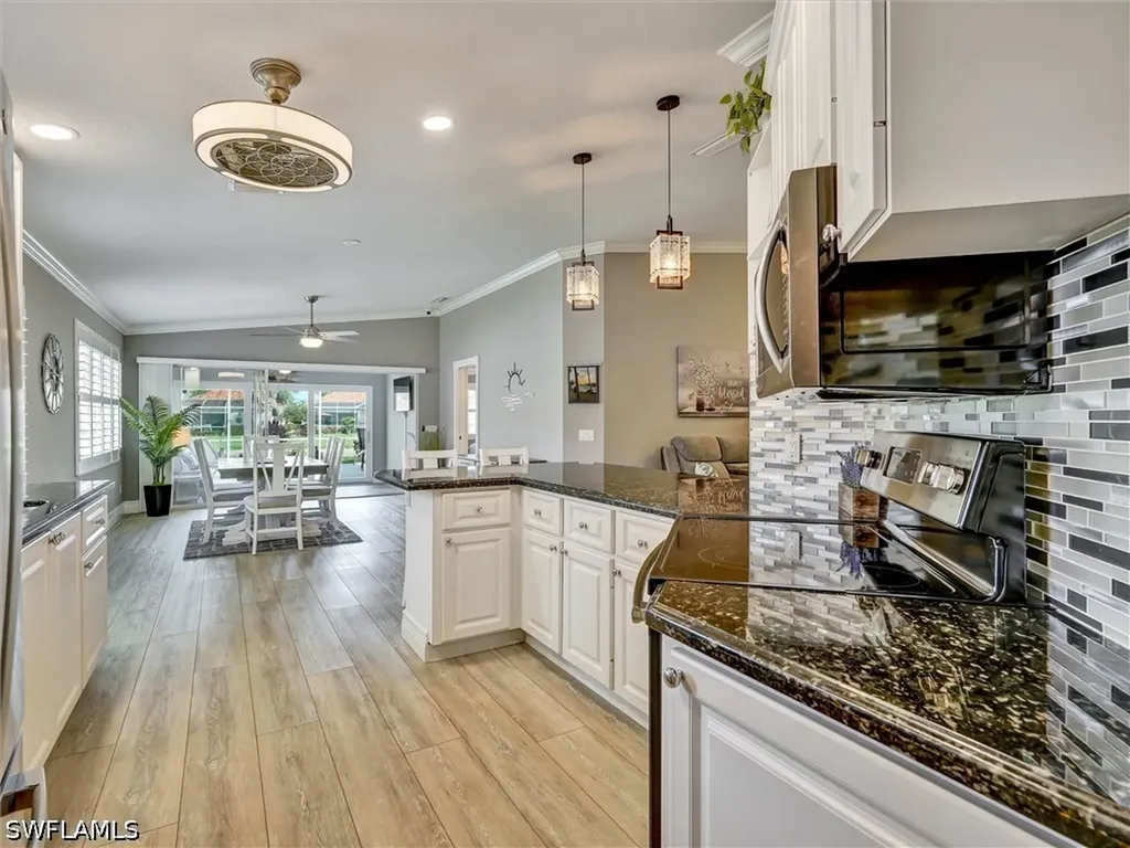 4533 Paseo Avila Naples FL 34109