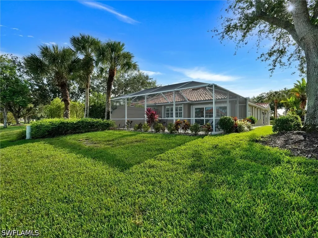 4533 Paseo Avila Naples FL 34109