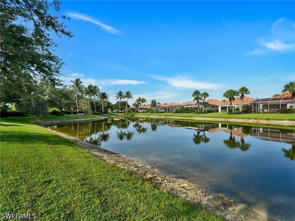 4533 Paseo Avila Naples FL 34109
