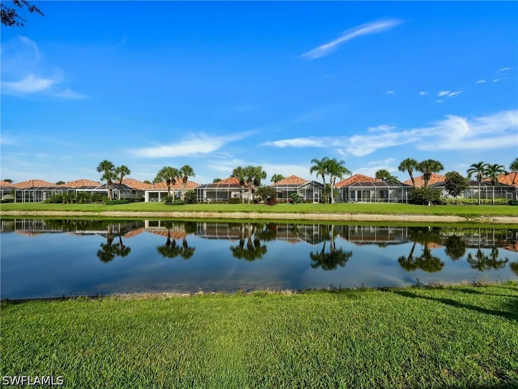 4533 Paseo Avila Naples FL 34109