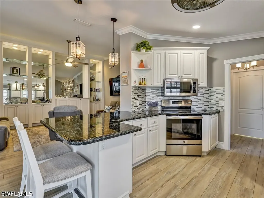 4533 Paseo Avila Naples FL 34109