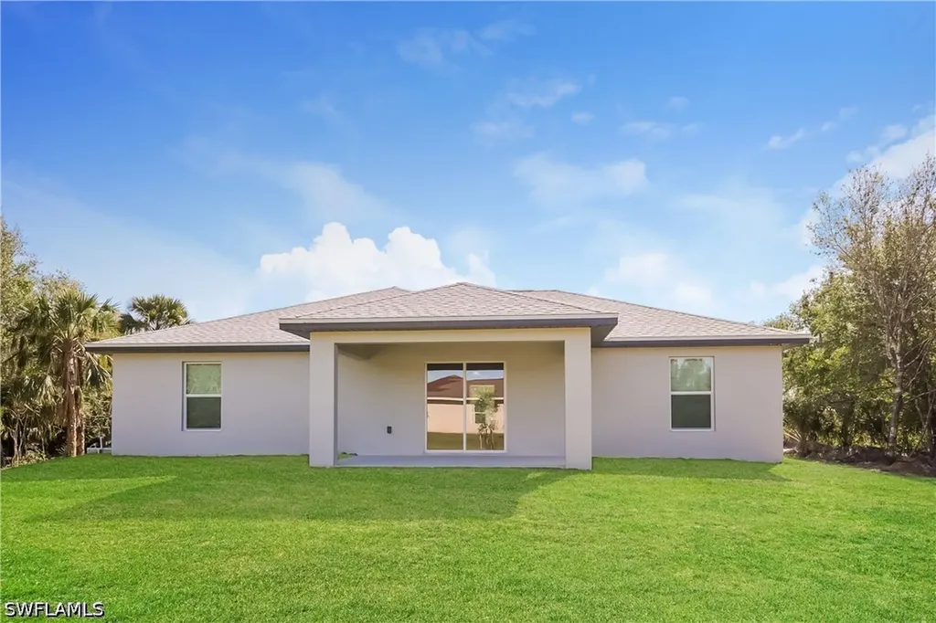 3304 49th Street W Lehigh Acres FL 33971