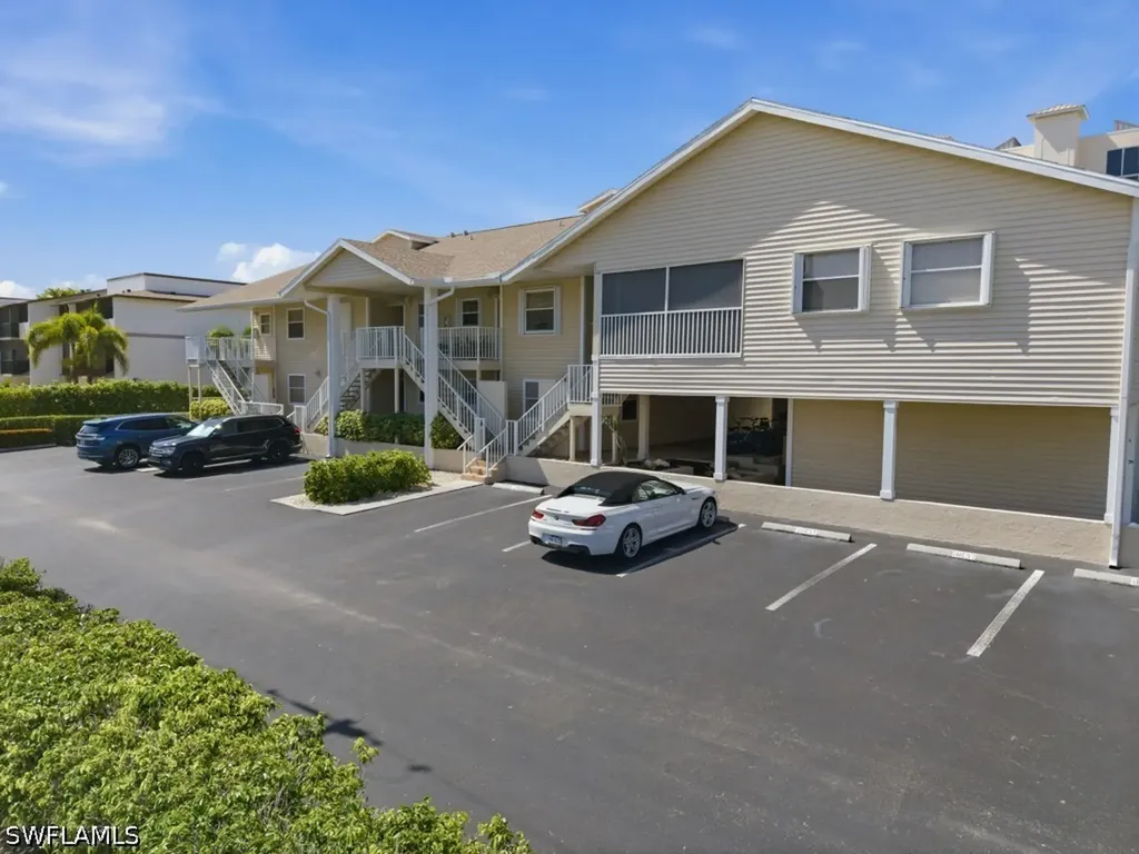 1060 Swallow Avenue Marco Island FL 34145