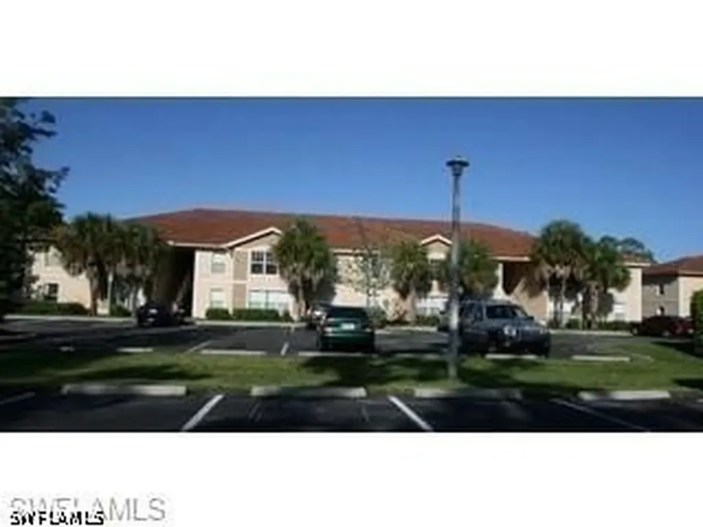 8265 Ibis Club Drive Naples FL 34104