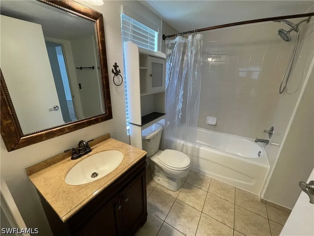 8265 Ibis Club Drive Naples FL 34104