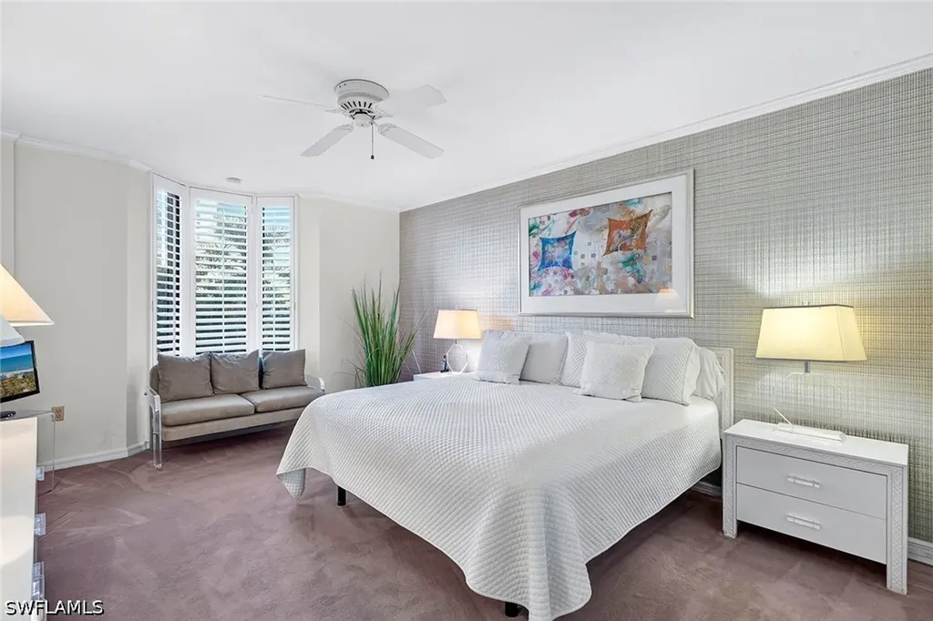 6075 Pelican Bay Boulevard Naples FL 34108