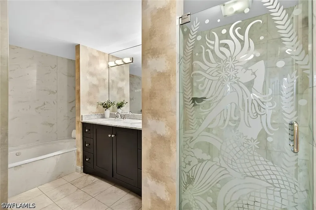 6075 Pelican Bay Boulevard Naples FL 34108