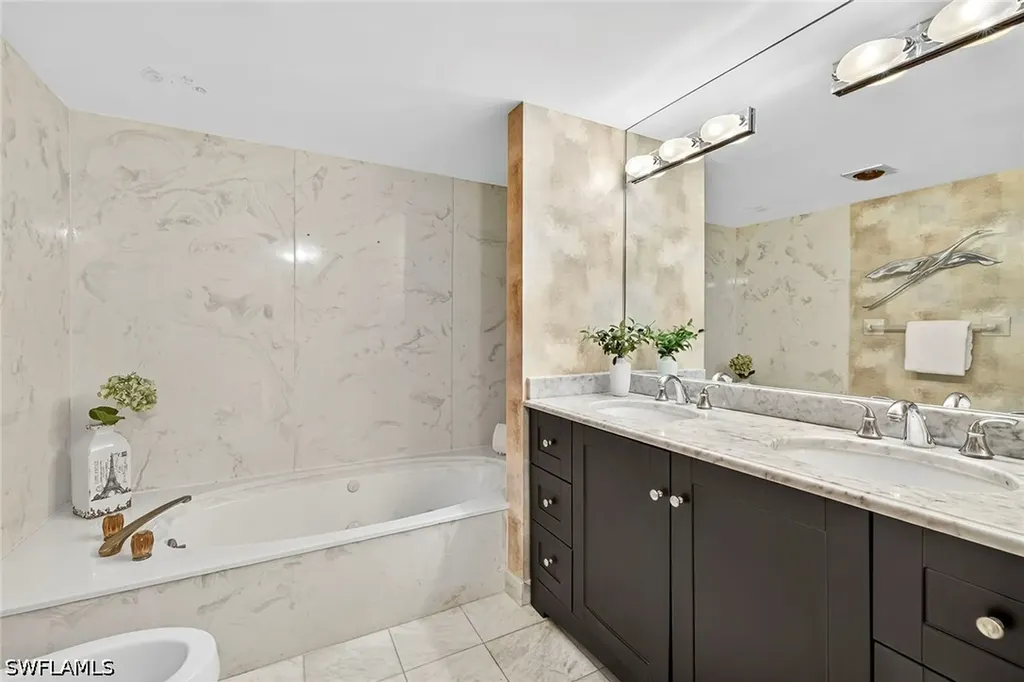 6075 Pelican Bay Boulevard Naples FL 34108