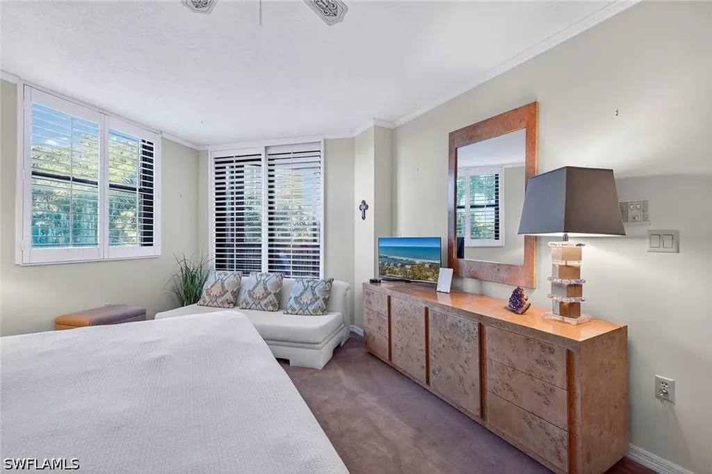 6075 Pelican Bay Boulevard Naples FL 34108