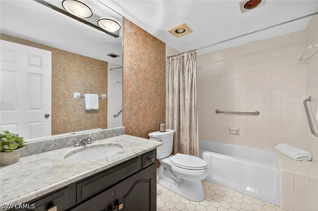 6075 Pelican Bay Boulevard Naples FL 34108