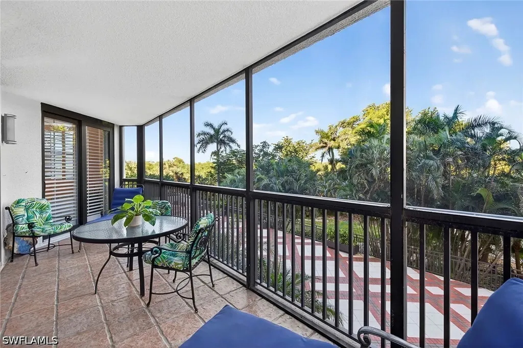 6075 Pelican Bay Boulevard Naples FL 34108