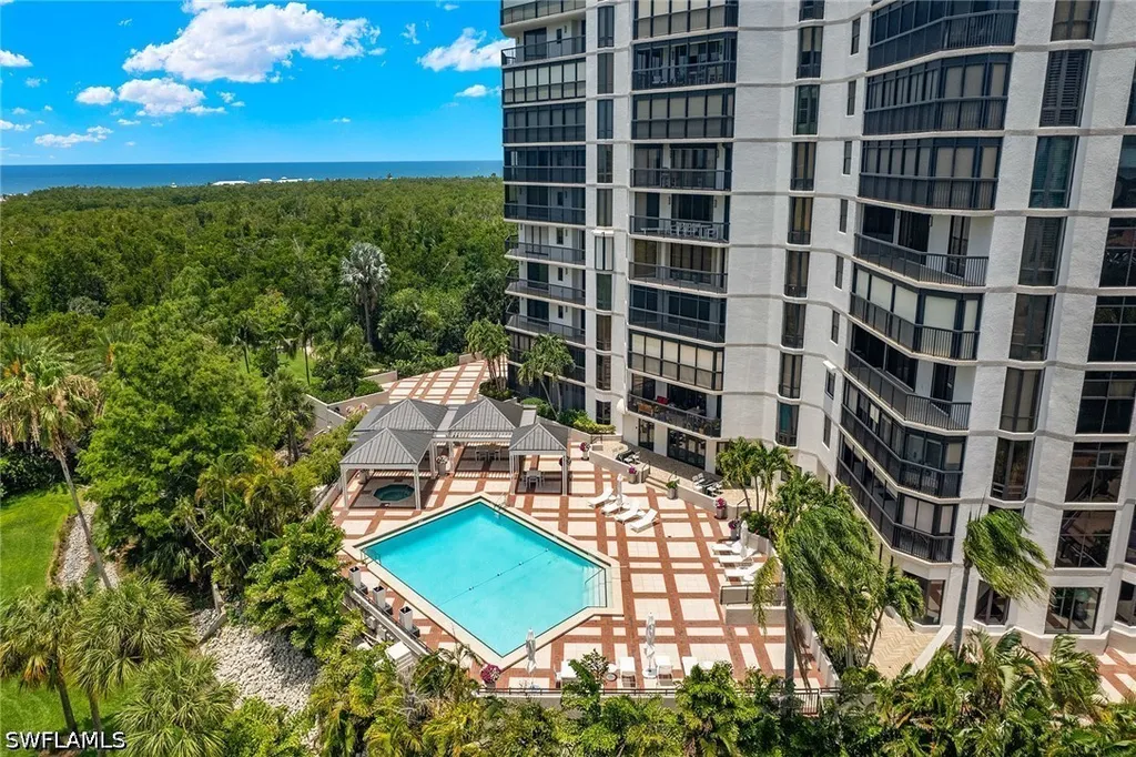 6075 Pelican Bay Boulevard Naples FL 34108
