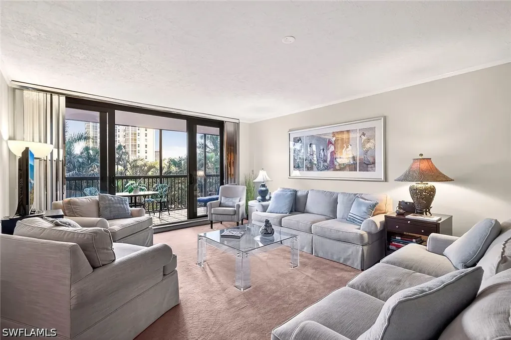 6075 Pelican Bay Boulevard Naples FL 34108