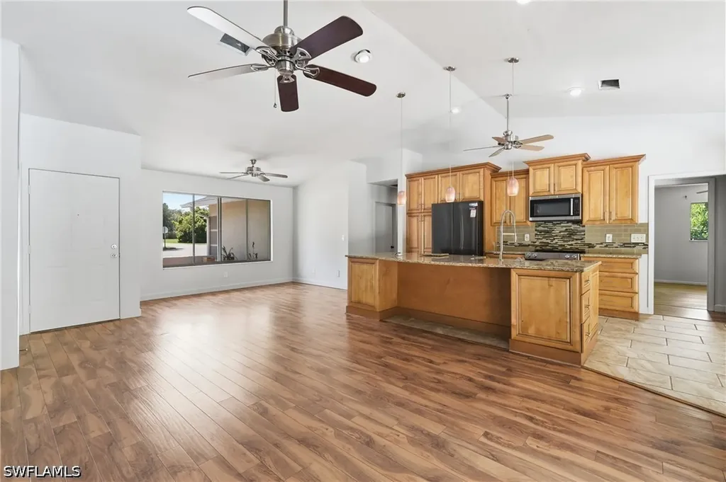 19028 Pine Run Lane Fort Myers FL 33967