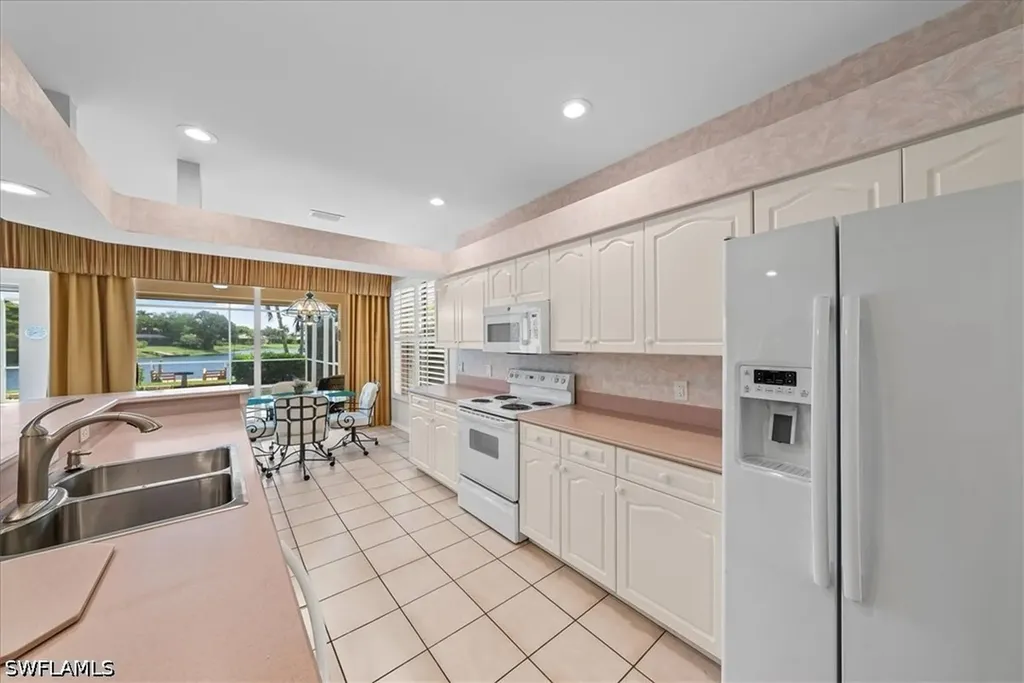 10848 Longshore Way W Naples FL 34119