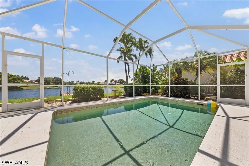 10848 Longshore Way W Naples FL 34119