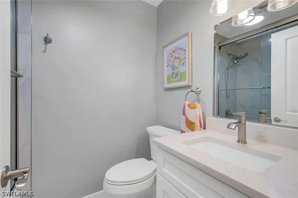 27292 East Drive Bonita Springs FL 34135