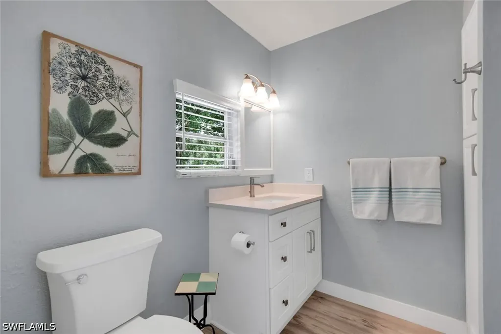 27292 East Drive Bonita Springs FL 34135