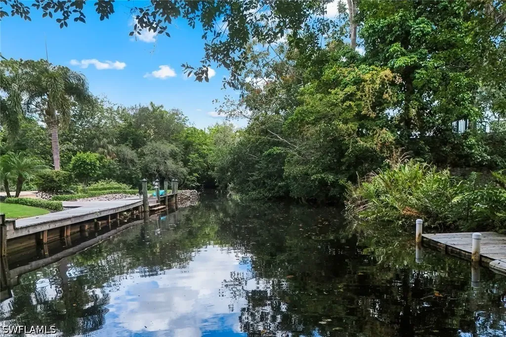 27292 East Drive Bonita Springs FL 34135