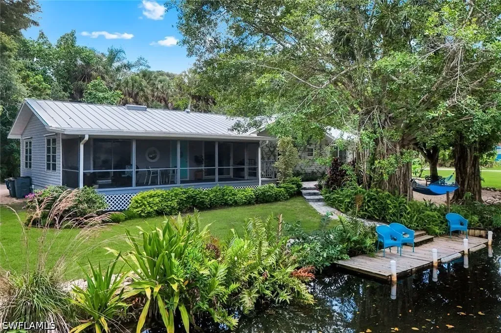 27292 East Drive Bonita Springs FL 34135