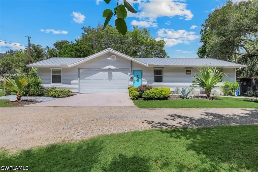 27292 East Drive Bonita Springs FL 34135