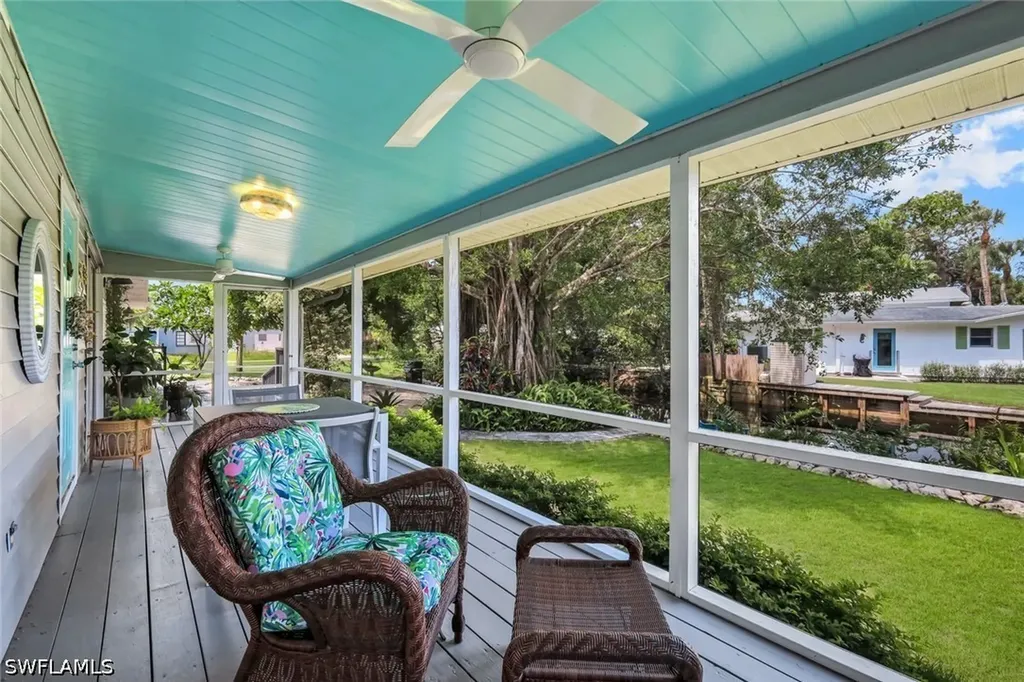 27292 East Drive Bonita Springs FL 34135