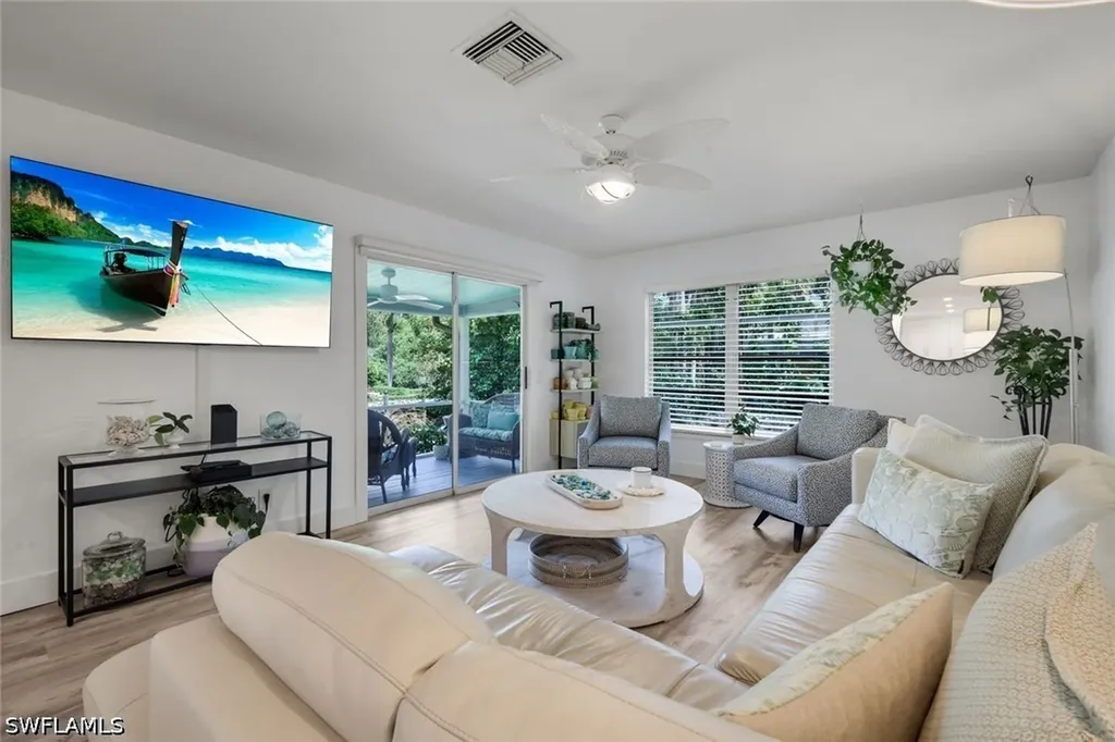 27292 East Drive Bonita Springs FL 34135