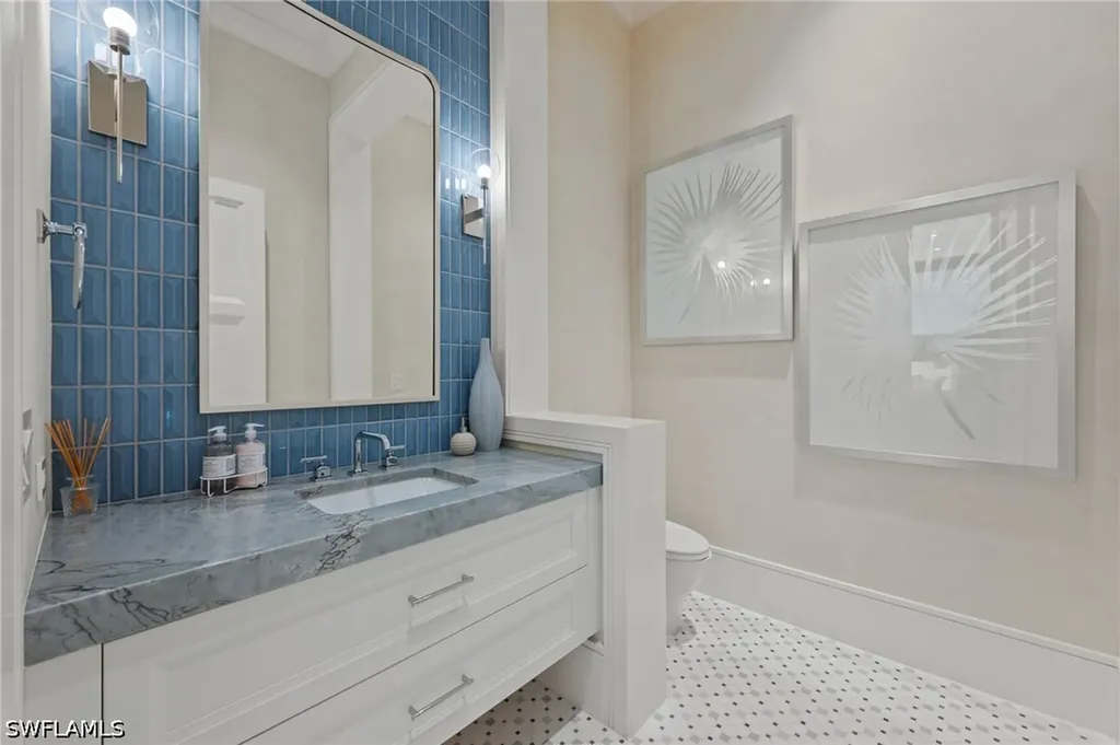 710 Willowhead Drive Naples FL 34103