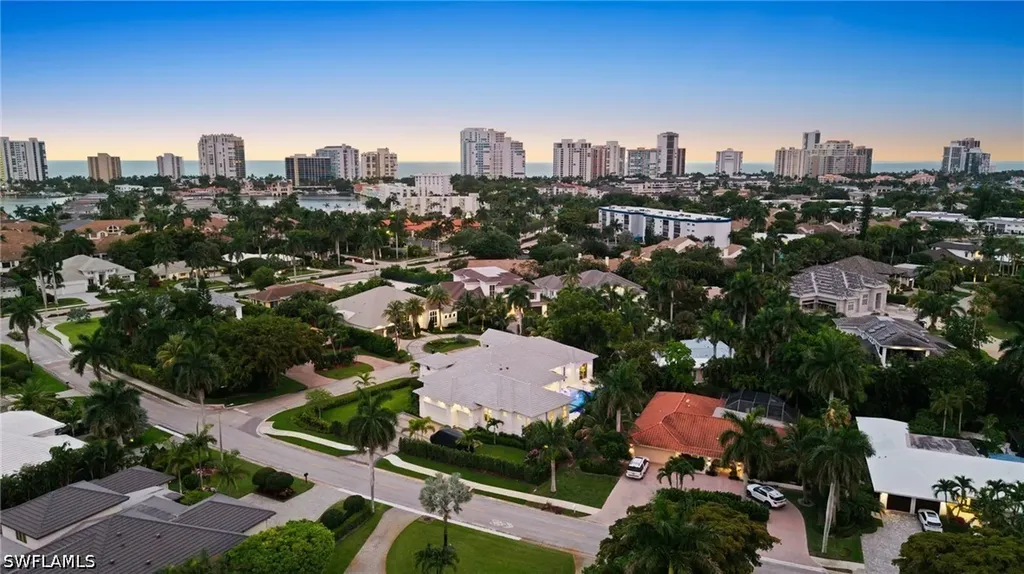 710 Willowhead Drive Naples FL 34103