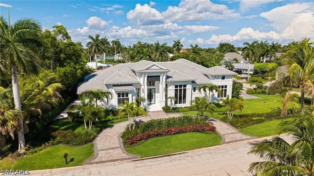 710 Willowhead Drive Naples FL 34103