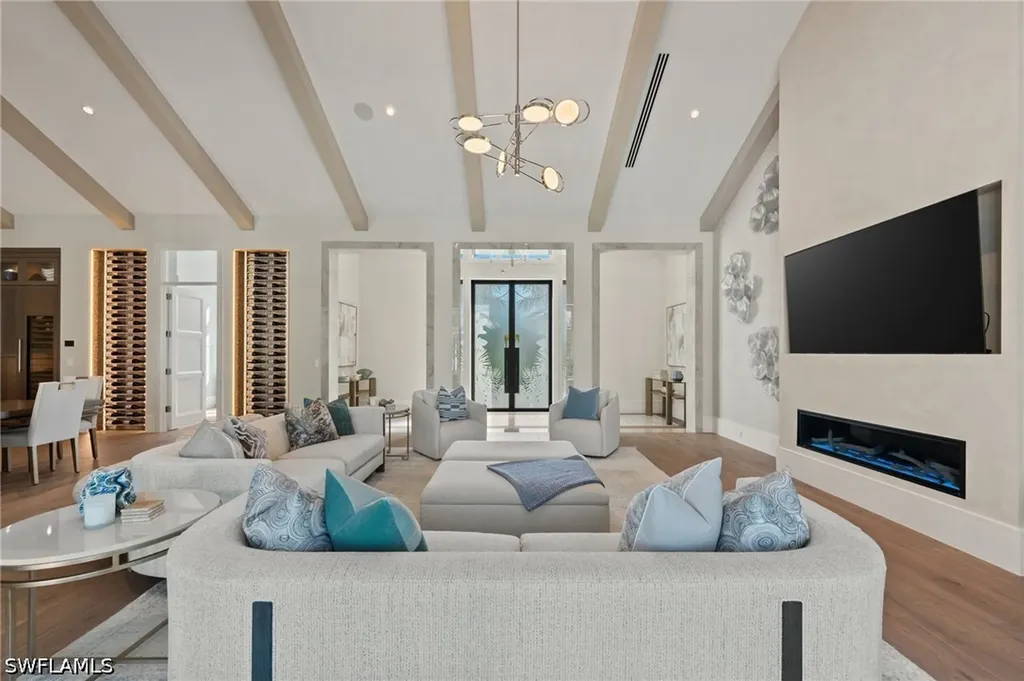 710 Willowhead Drive Naples FL 34103