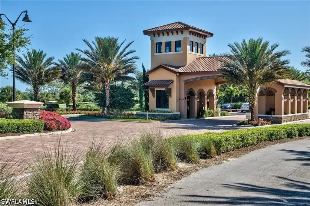 9426 Benevenuto Court Naples FL 34119