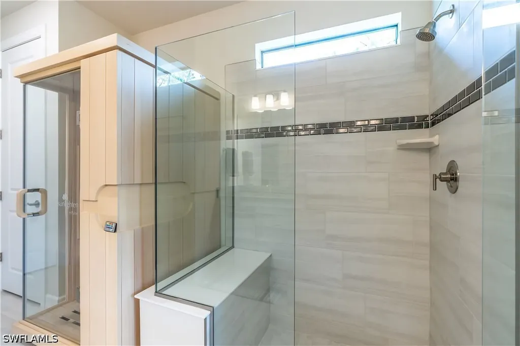 6727 Pennyroyal Drive Naples FL 34114