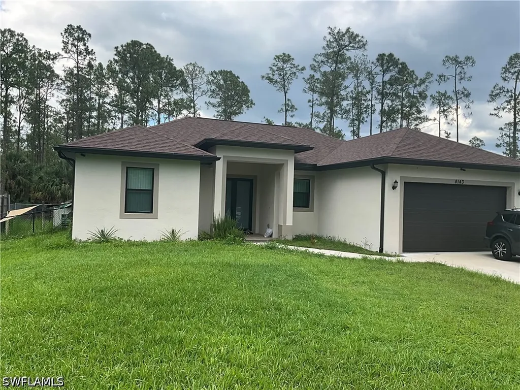 4143 2nd Avenue NE Naples FL 34120