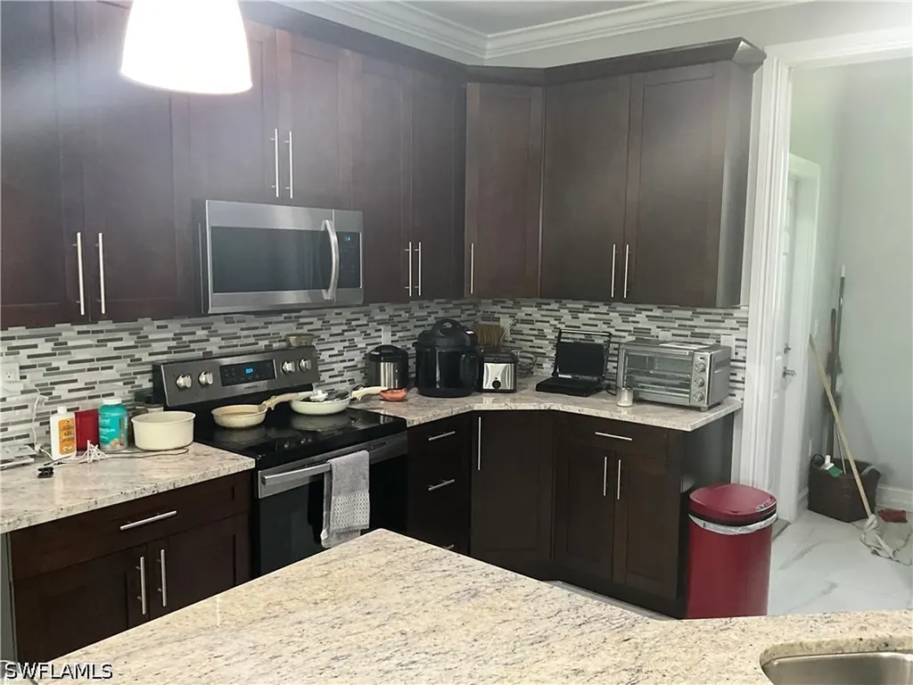 4143 2nd Avenue NE Naples FL 34120