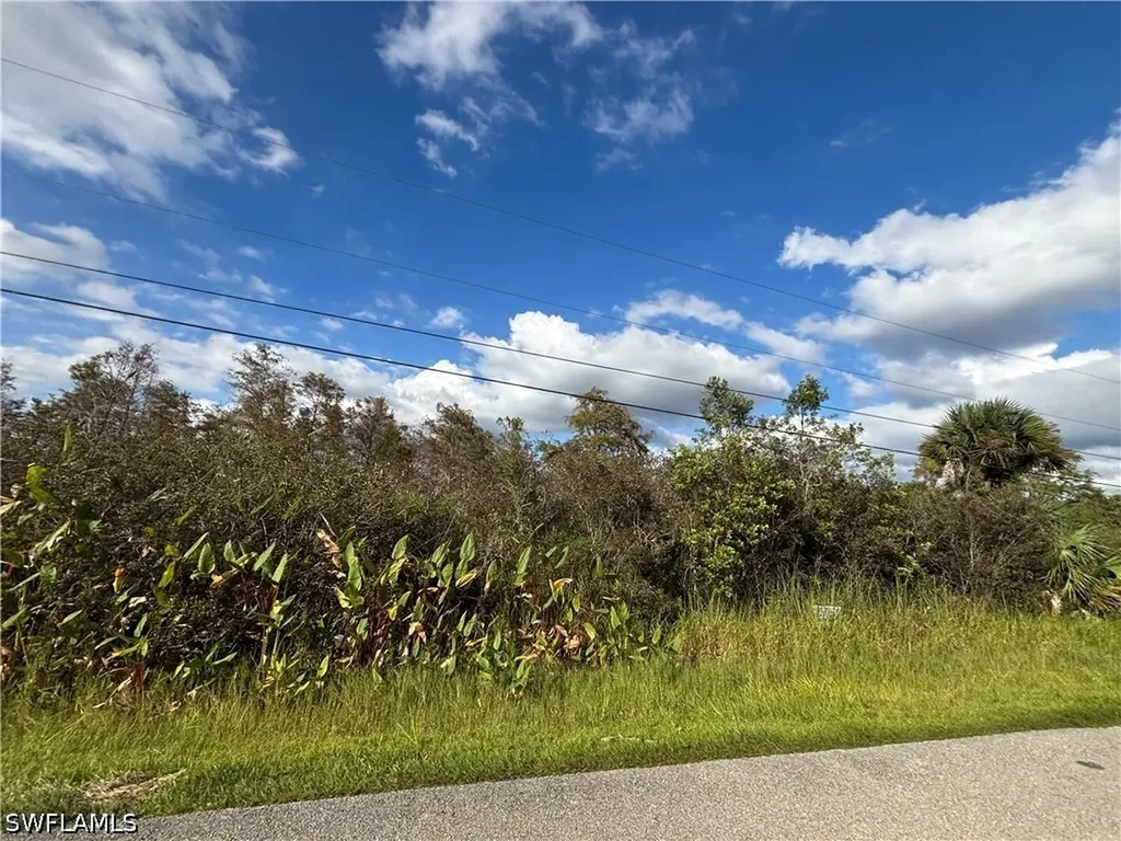 Xxx 37th Ave NE Naples FL 34120