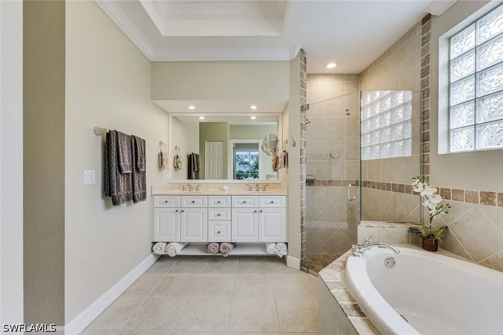 14734 Glen Eden Drive Naples FL 34110