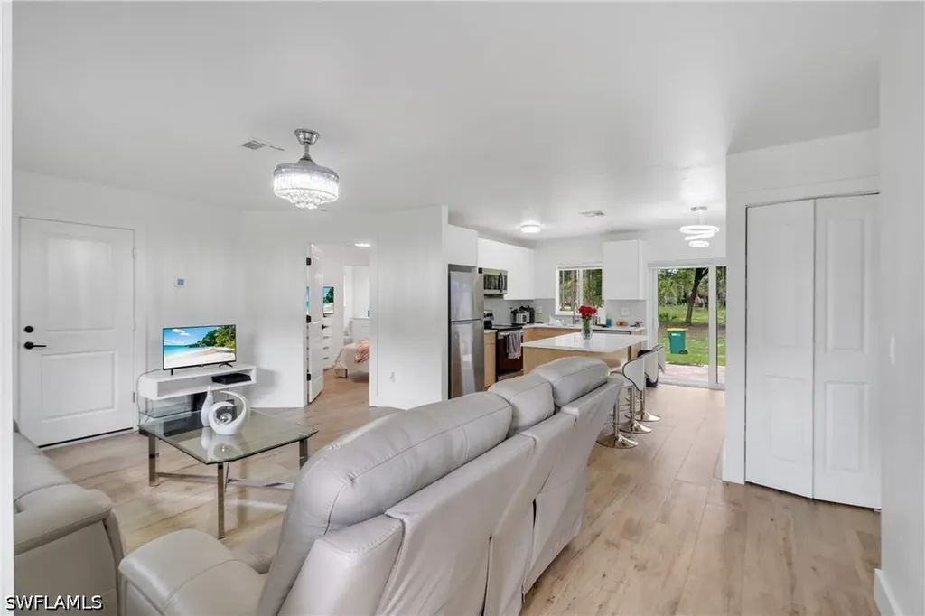 1740 20th Avenue NE Naples FL 34120