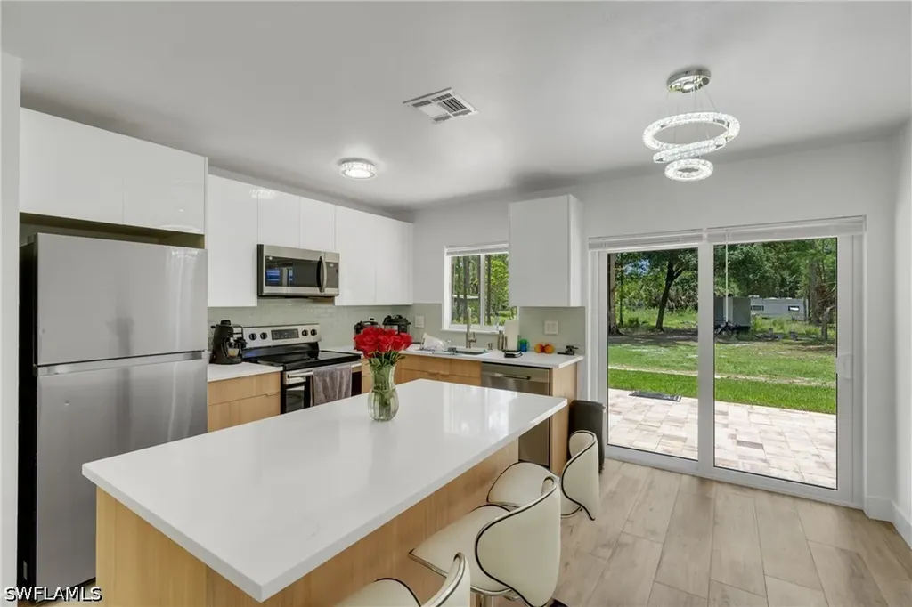1740 20th Avenue NE Naples FL 34120