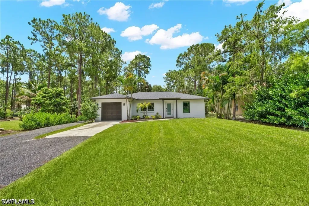 1740 20th Avenue NE Naples FL 34120