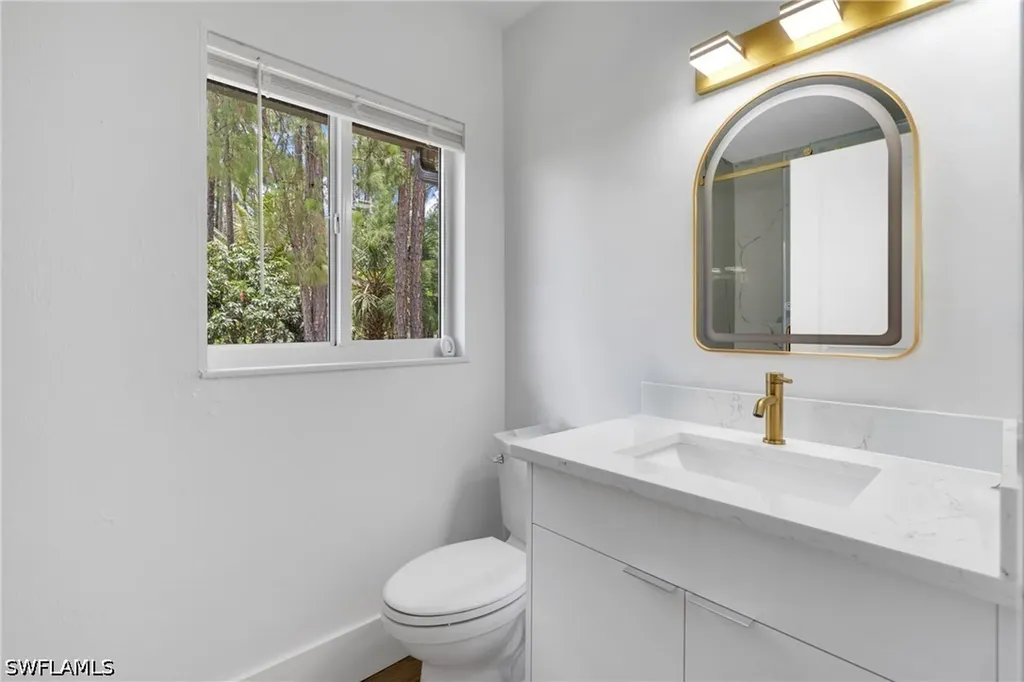 1740 20th Avenue NE Naples FL 34120